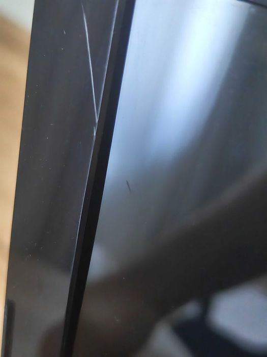 Laptop HP Pavilion 17-e150sq cu geantă HP, HDD extern, maus Xtech