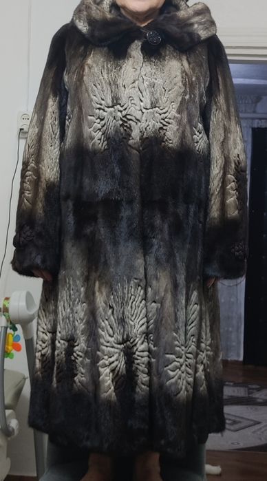 Продам норковую шубу