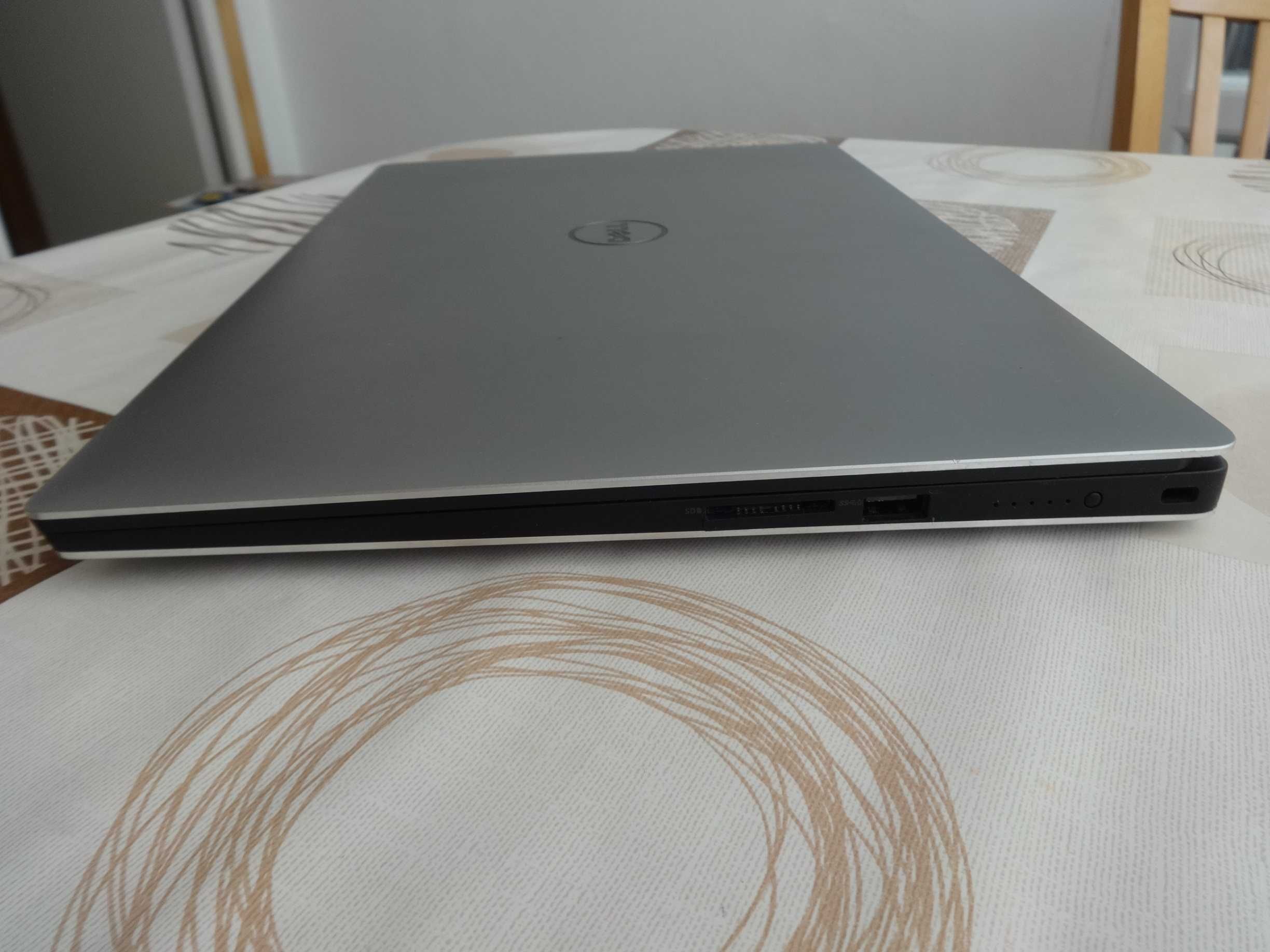 Лаптоп Dell XPS 15 9560 - 15.6"- i5 7300HQ 2.5Ghz/16GB RAM/SSD 256GB