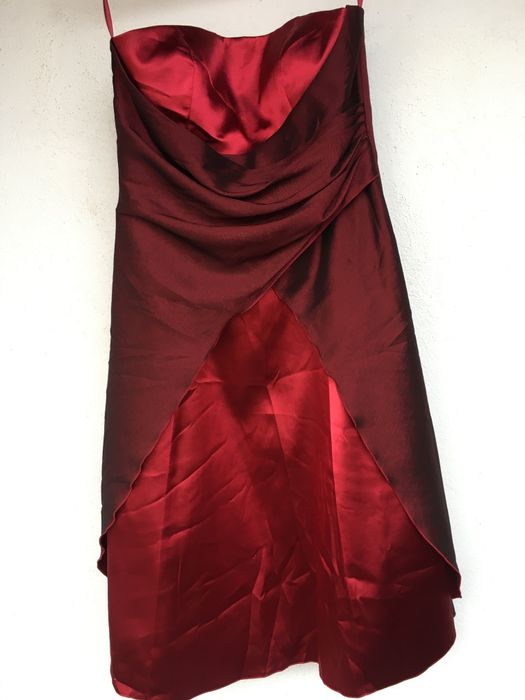 Празнични Рокли в М размер