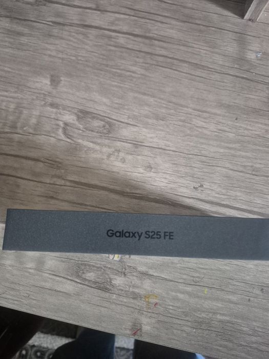 Срочно продам Samsung galaxy  S25 FE 8/256   Новый Запечатанный