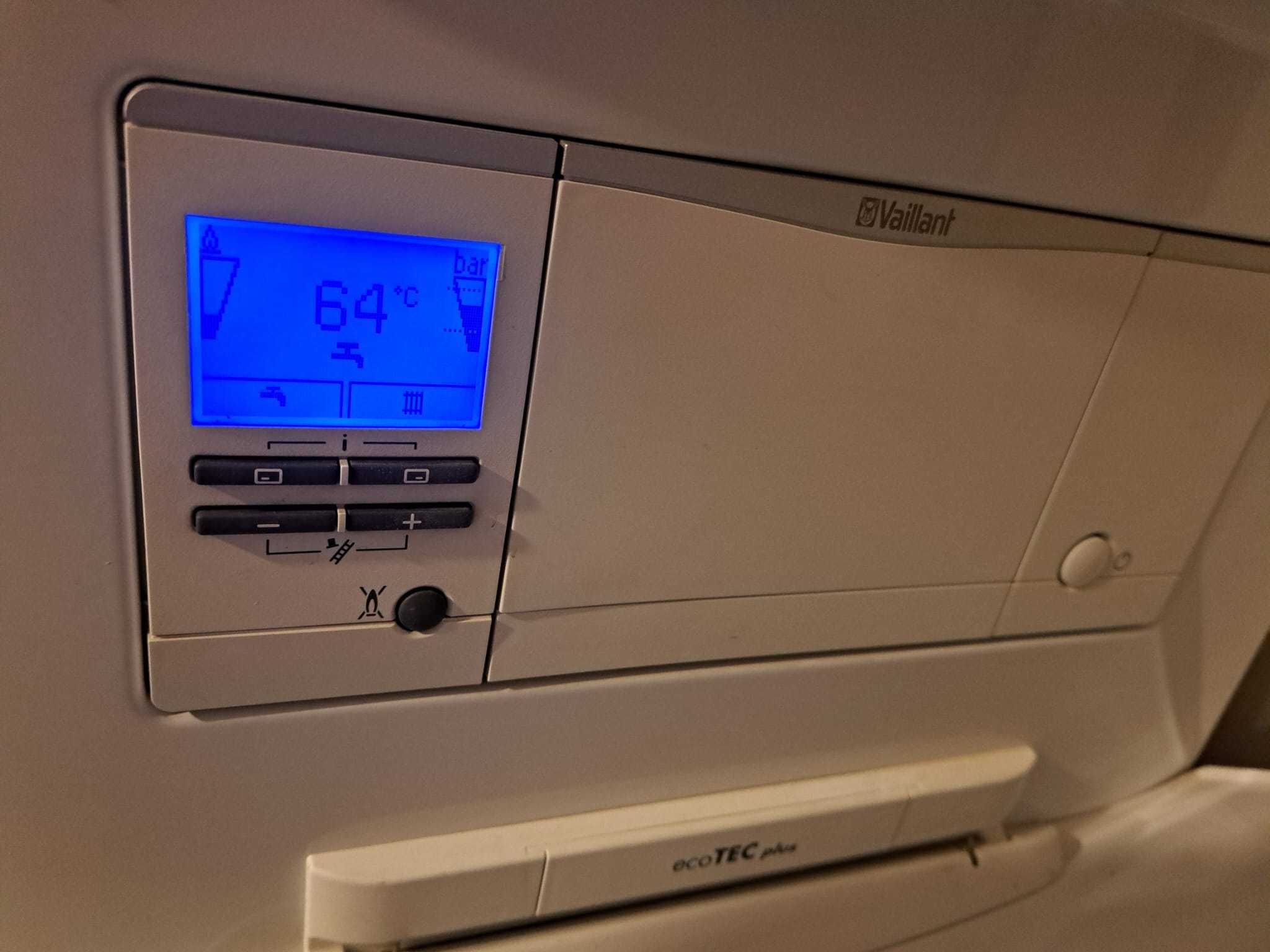 Centrala termica VAILLANT ecoTEC plus in condensatie 30/34 kw