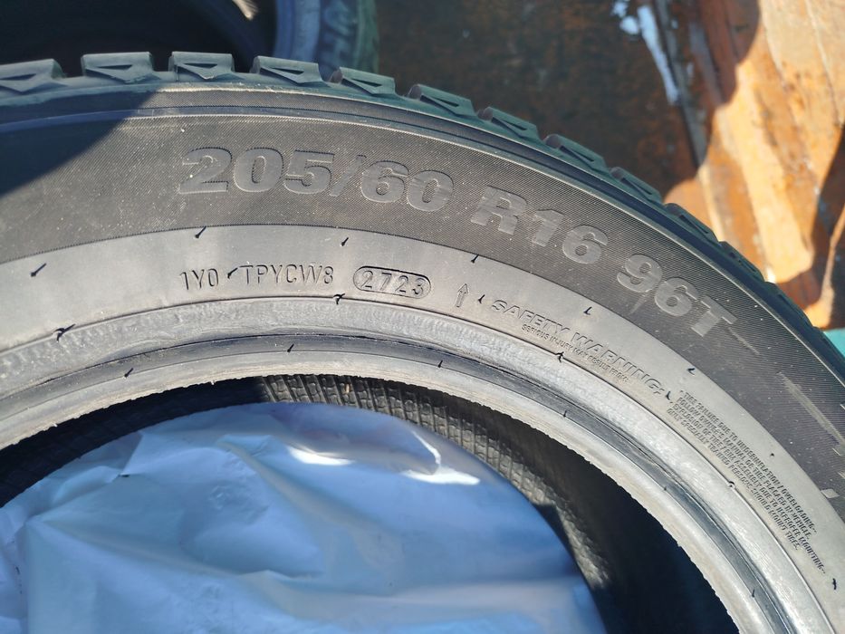 Продам шины зимние