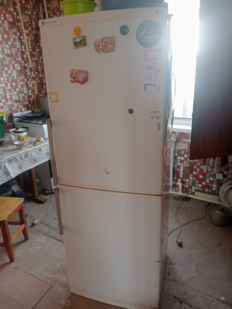 Холодильник 15000