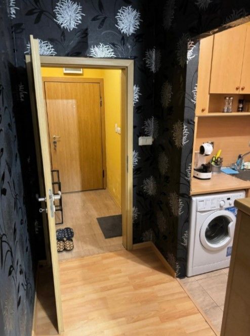 Продава се Едностаен апартамент в София, Люлин 1 - 36 кв.м за 2303 €/кв.м - Снимка #4