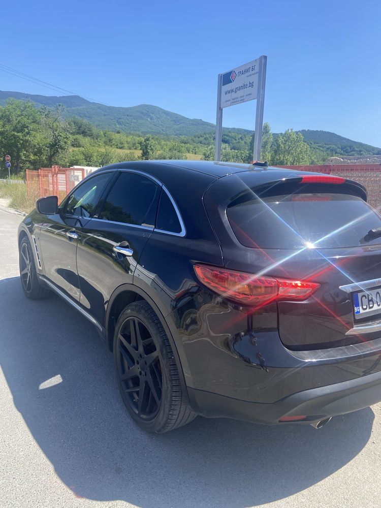 Infiniti QX70 3.7 Газ