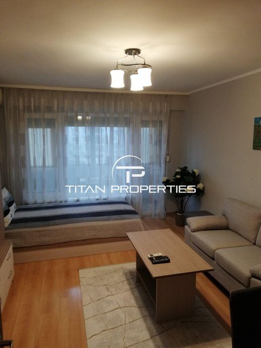 Продава се Тристаен апартамент в Бургас, Изгрев - 90 кв.м за 2356 €/кв.м - Снимка #3
