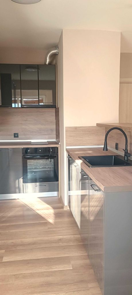 Дава се под наем Тристаен апартамент в София, Младост 4 - 106 кв.м за 760 € - Снимка #6