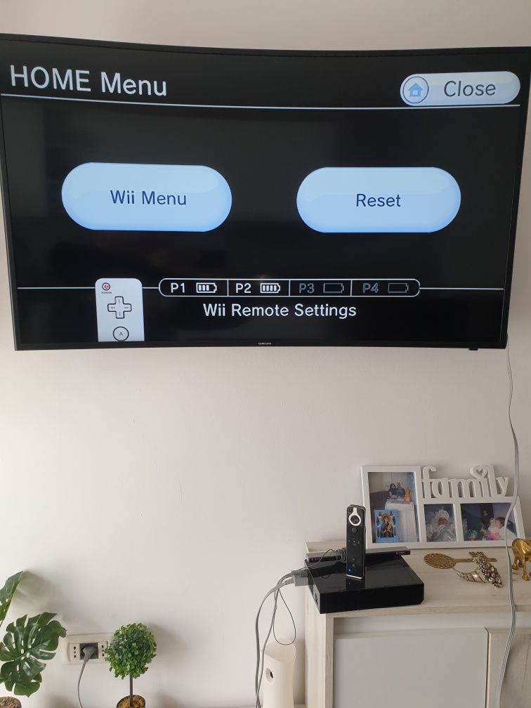 Nintendo Wii perfect funcțional cu maneta și un joc